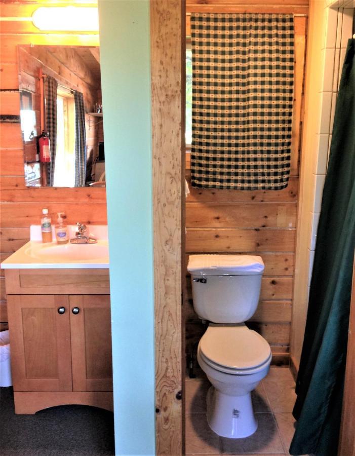 Homer Floatplane Lodge Δωμάτιο φωτογραφία